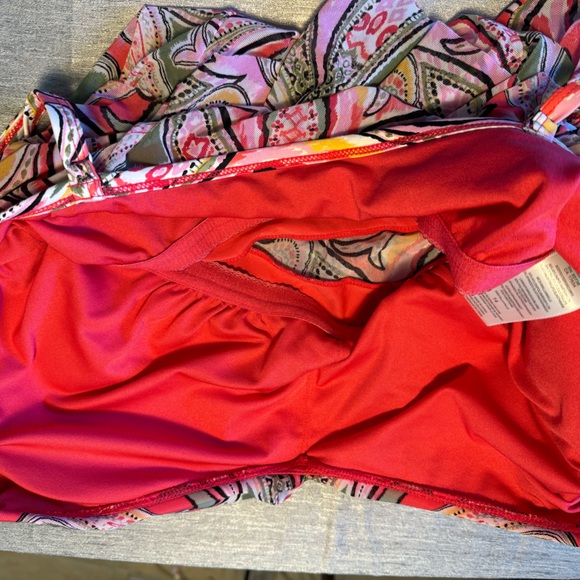 Beach House Tankini - Picture 3 of 6